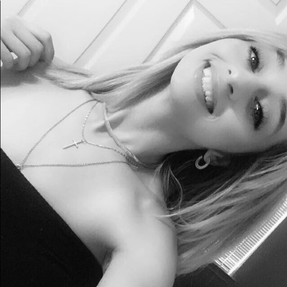 Meet your Posher, Ruby - Picture 1 of 1